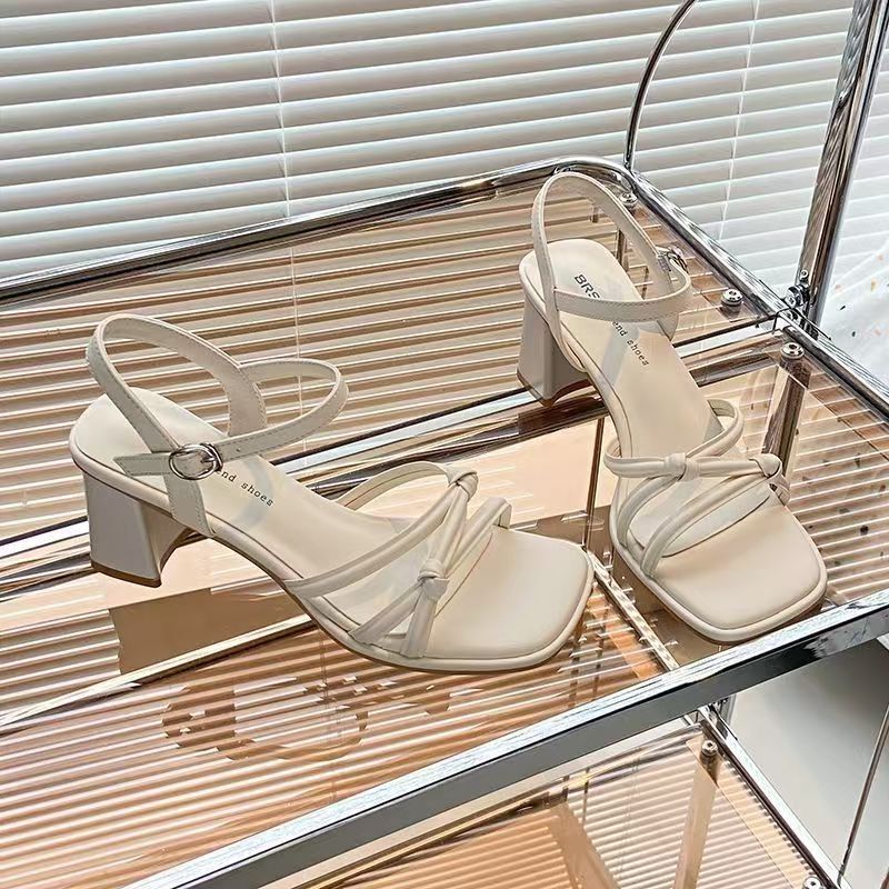 Sandálias de salto grosso, estilo francês da moda, sapatos femininos de verão